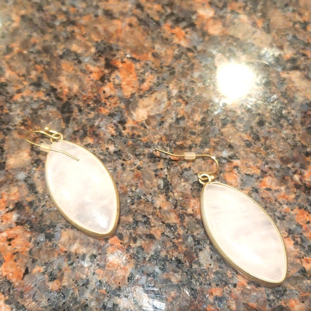 Ladies earrings